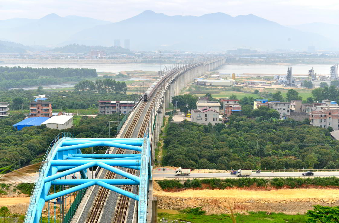 向莆铁路闽江大桥